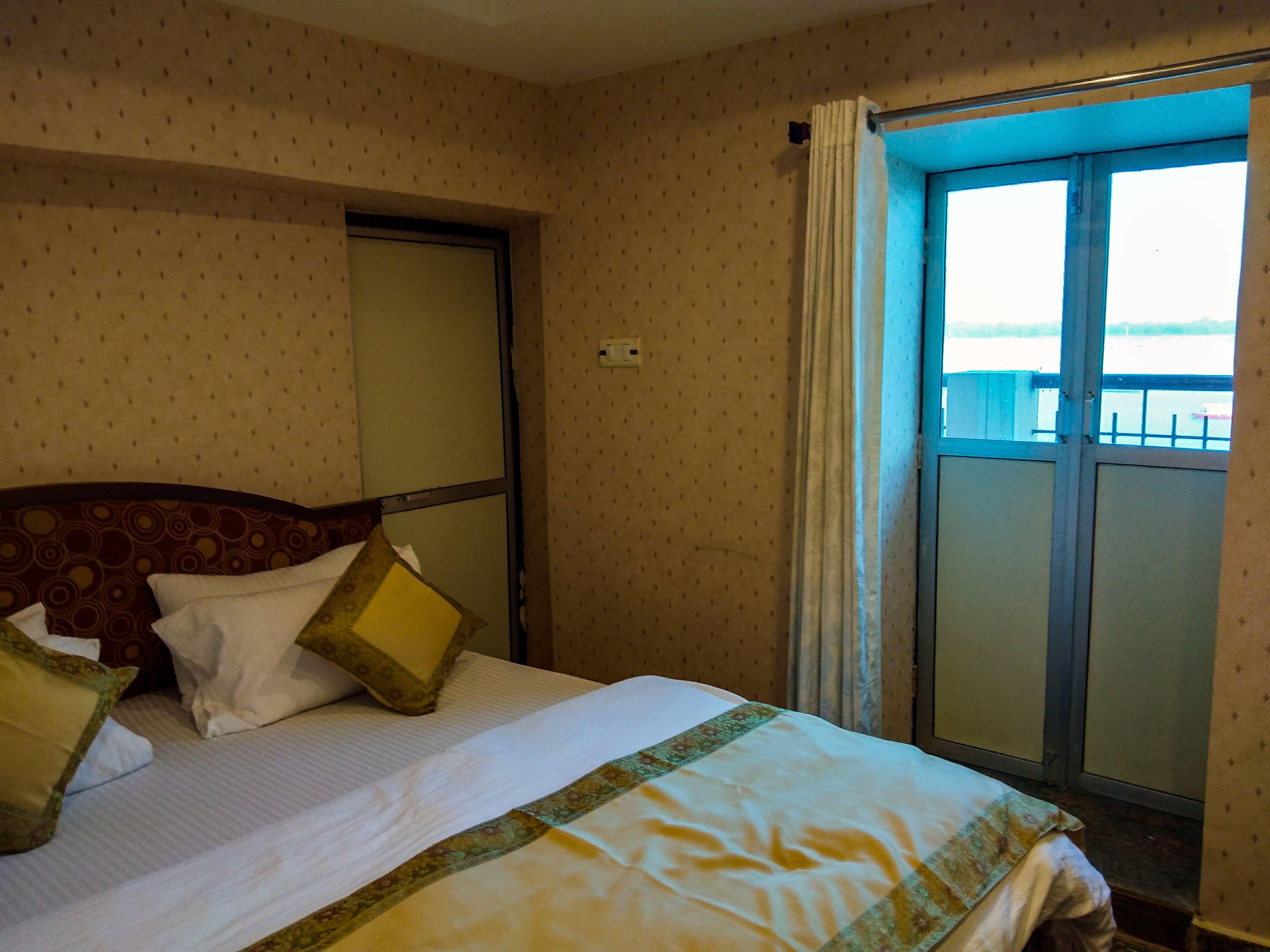 Dwivedi Hotels Palace On Steps — Photos 2